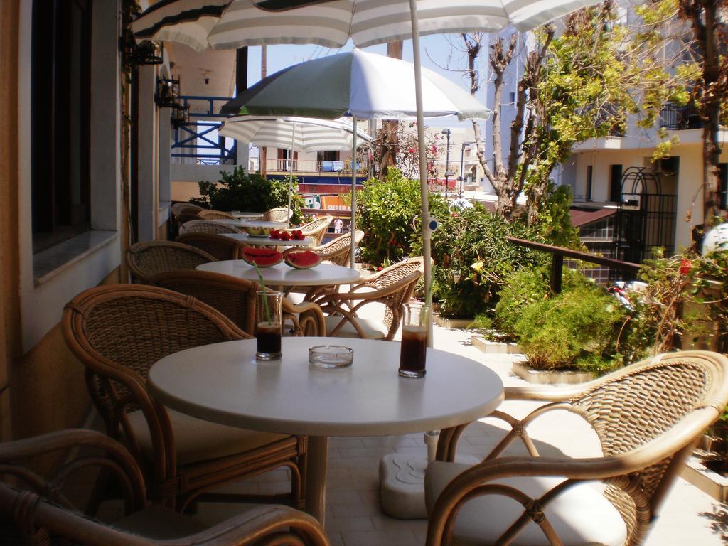 Floral Hotel Hersonissos  Exterior foto